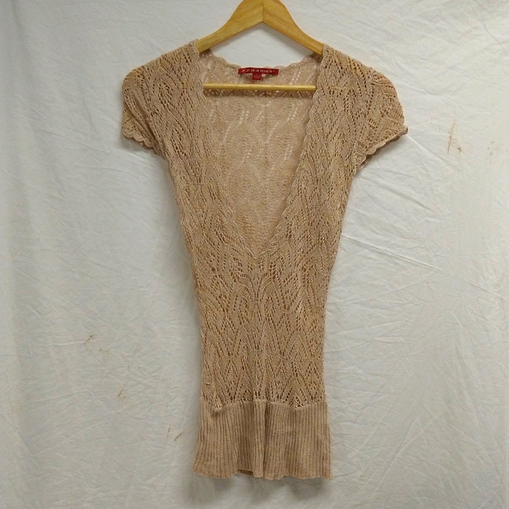 J.J. Basics • cream color deep V knit top